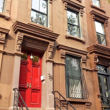 Your Home In Harlem New York Eksteriør billede